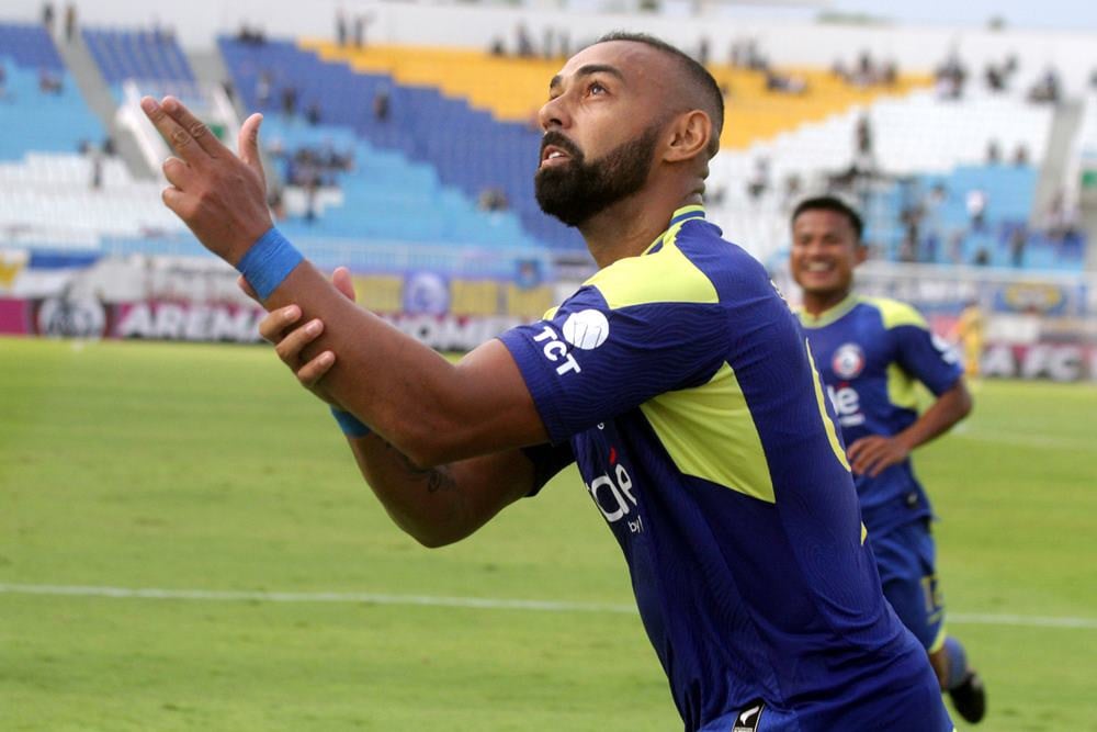 Hasil Arema FC Vs PSBS, Hattrick Dalberto Menangkan Singo Edan